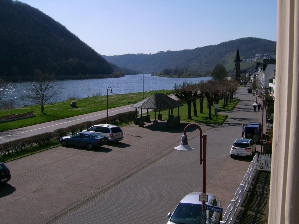 Gasthaus Zur Traube Hatzenport 외부 사진