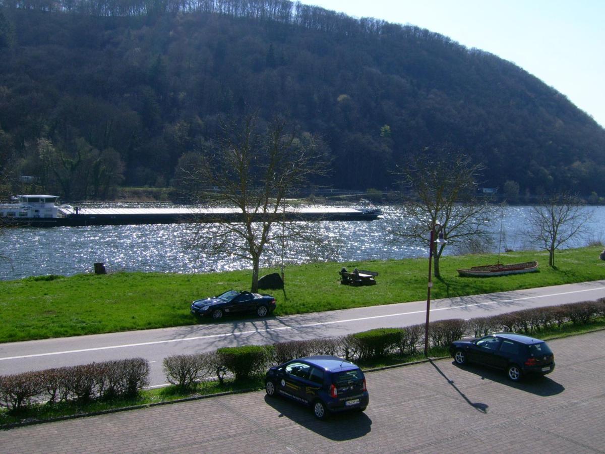 Gasthaus Zur Traube Hatzenport 외부 사진
