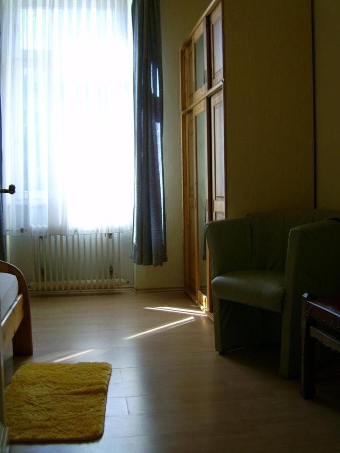 Gasthaus Zur Traube Hatzenport 외부 사진